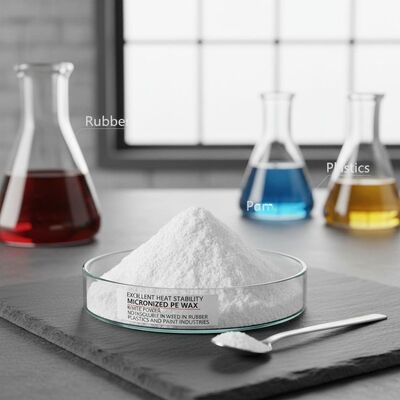 Stabilitas panas yang sangat baik Micronized PE Wax White Powder Tidak larut dalam air yang digunakan dalam industri karet plastik dan cat